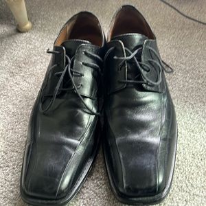 Johnston & Murphy black dress shoes